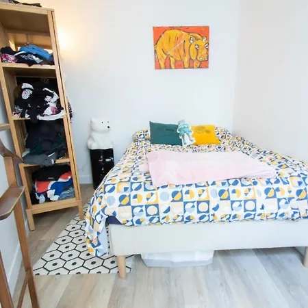 Apartment Charming Near Montmartre